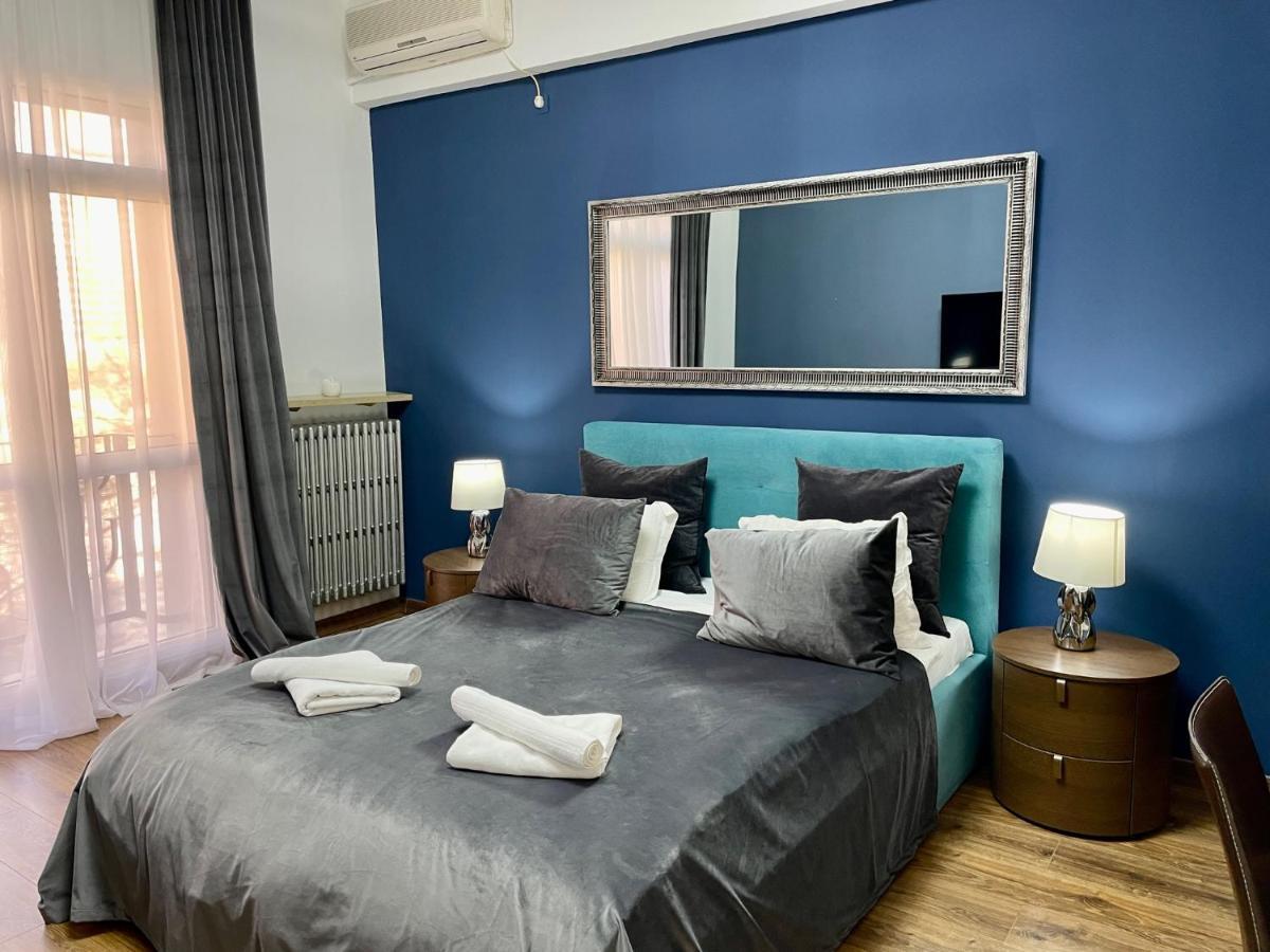 Metropole Apartments Studio City Bukares Bagian luar foto